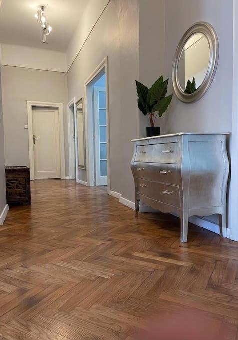 Florianska Grand Apartment 2 Krakkó Kültér fotó